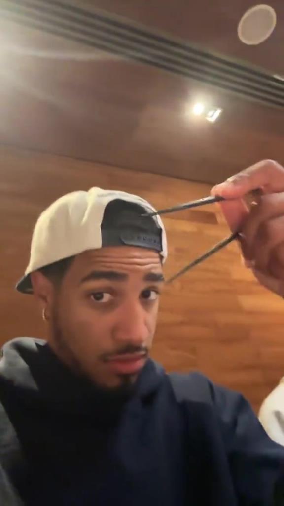 歸化歸化哈利伯頓這筷子拿的還挺標準?。?！