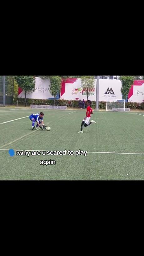 惡劣！這孩子可以終身禁止踢足球了