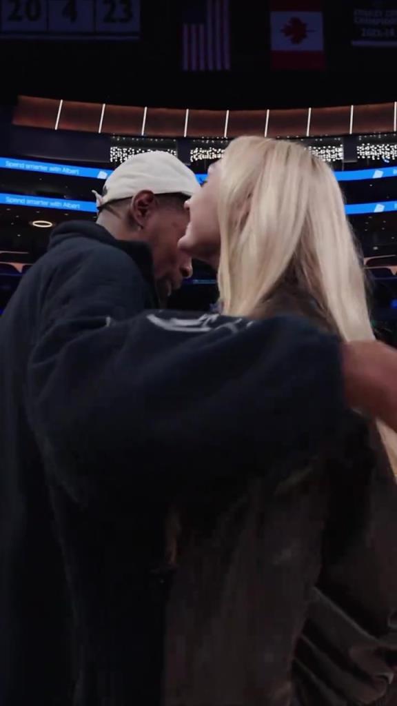 卡梅倫布林克這大長腿，KD都得多看幾眼